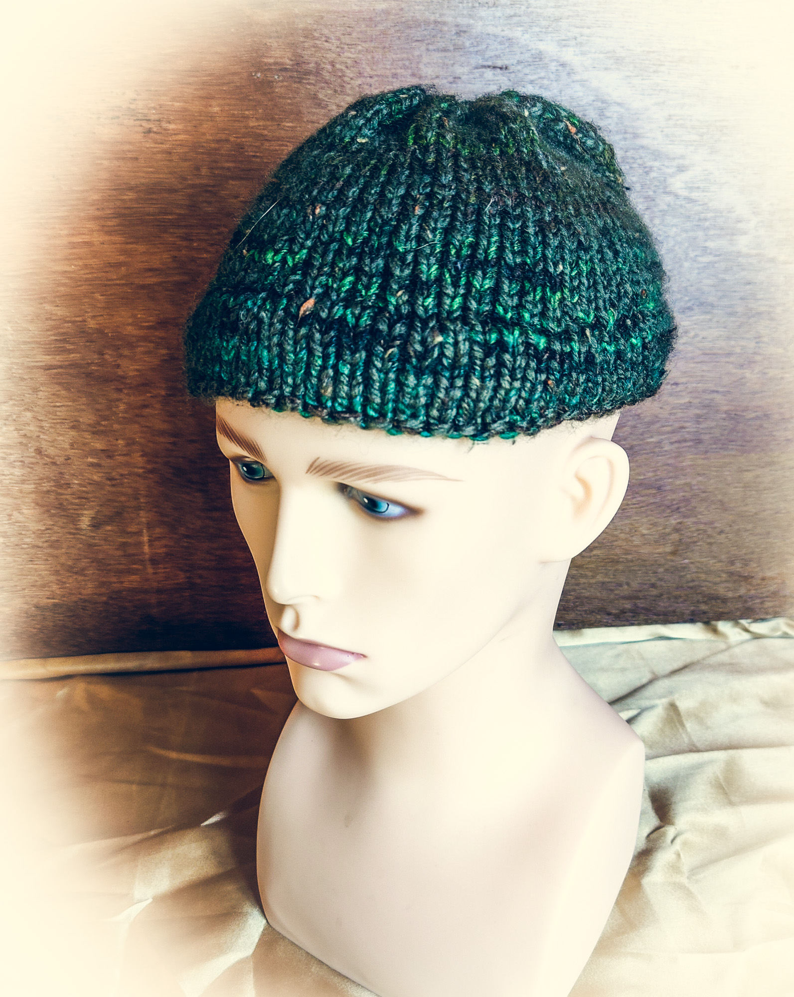 Yarns of the land - Monmouth Cap