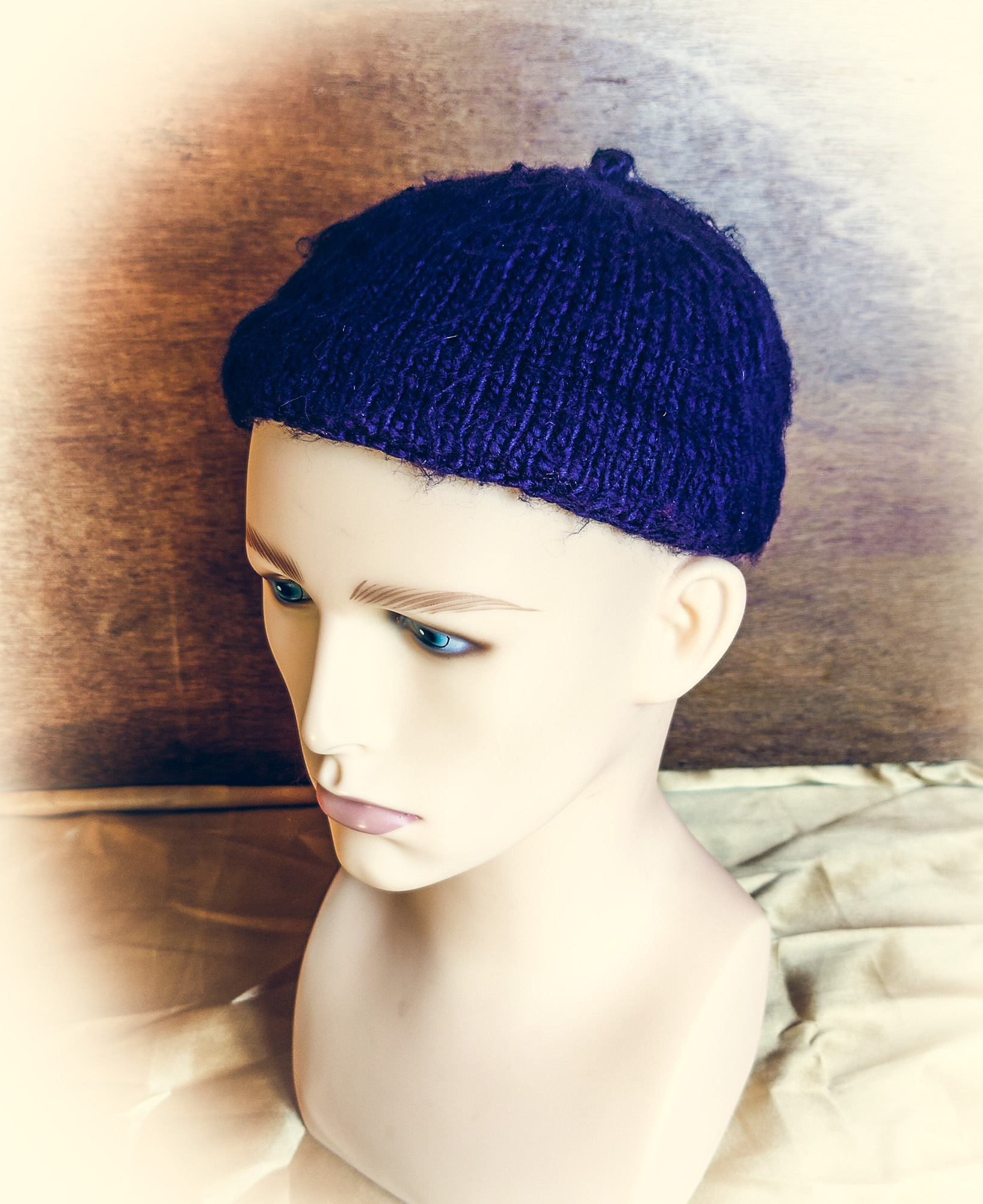 Yarns of the land - Monmouth Cap